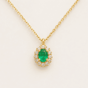 Colgante con Orla de esmeralda y Diamantes